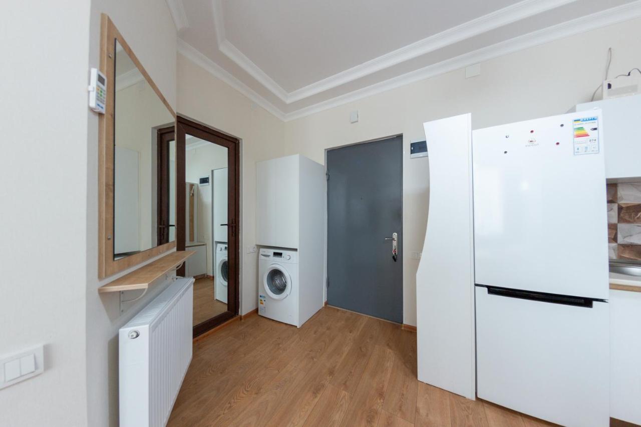 5 Apartment In One Boulding - Near Stadium باتومي المظهر الخارجي الصورة
